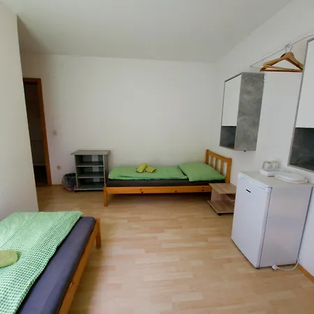 In Gruener Umgebung Daire