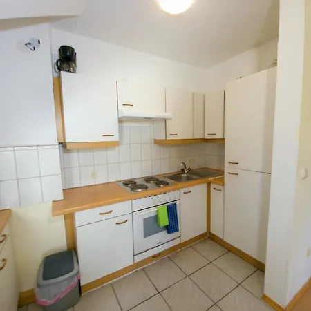 In Gruener Umgebung Daire