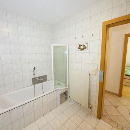 In Gruener Umgebung Daire